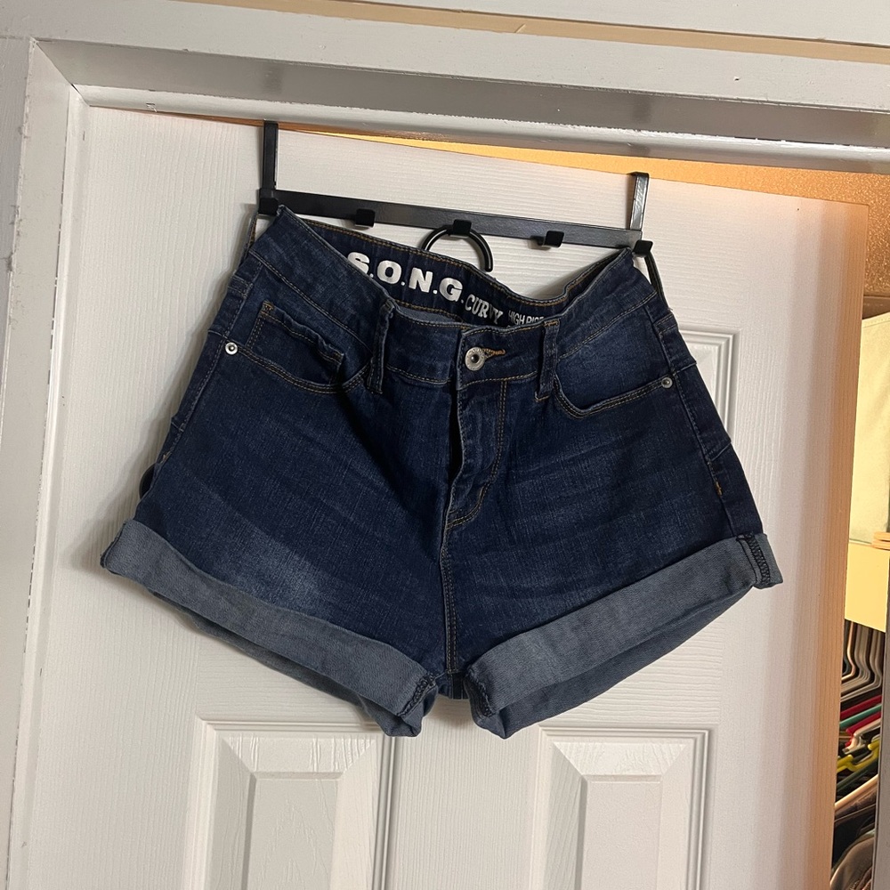 brand new high-rise blue shorts for the curvy